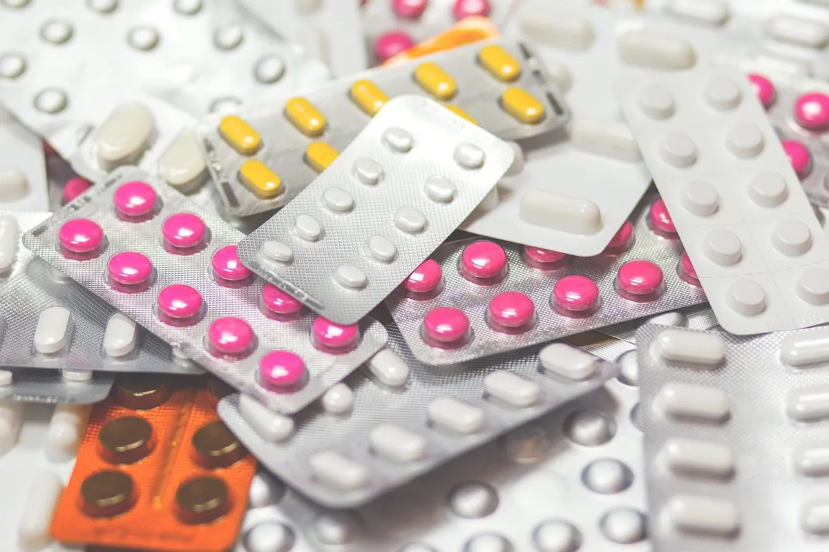 medications, tablets, medicine, cure, pharmaceutical, pharmacy, pharmacology, medical, medical drugs, pills, prescription, prescription drugs